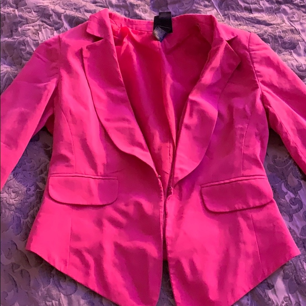 Pink jacket - Picture 2 of 3